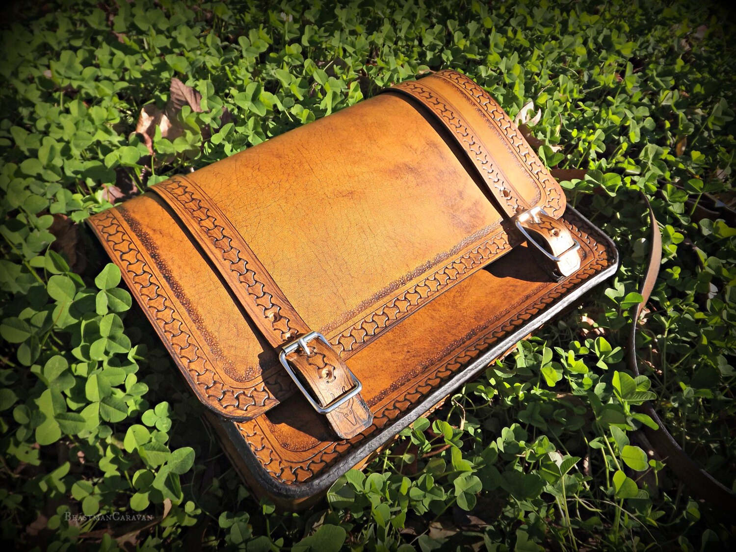 [BIFL request] 17'' leather laptop bag r/BuyItForLife