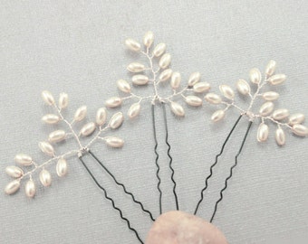 Bridal pins Bridal bobby pins Swarovski pearls Bridal hair pins Wedding hair accessories headpiece bridesmaids flower girl prom