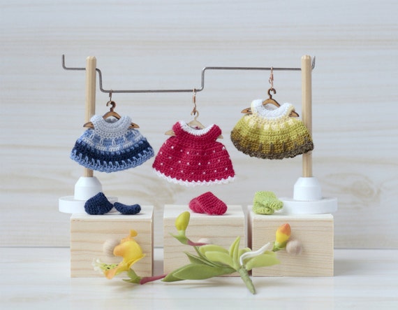 2 inch doll miniature dress. Crochet dollhouse baby doll
