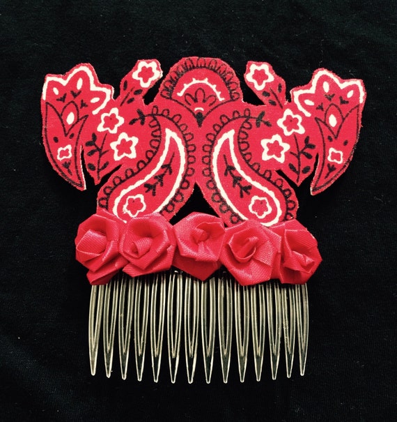 Small bandanna decorative hair comb with rose details