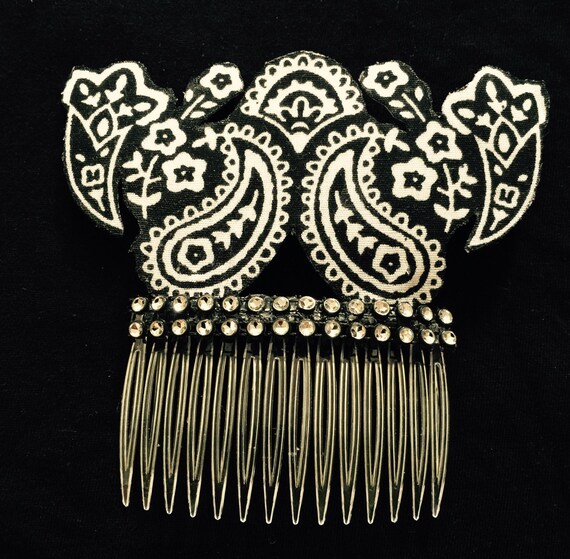 Small bandanna decorative hair comb with jewel details