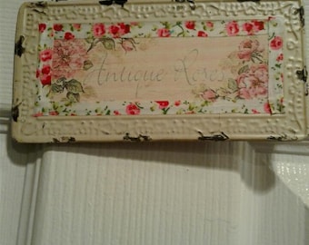 Distressed Metal Sign with chain