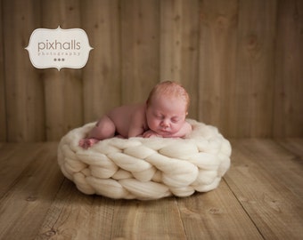 Newborn Prop, Braided Nest, Posing bucket, Cream nest, White posing nest, wool prop by FelFur, heavy weight
