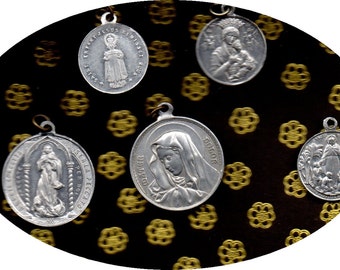 5 UNUSUAL DIFFERENT VINTAGE Catholic aluminium round medals for collectors