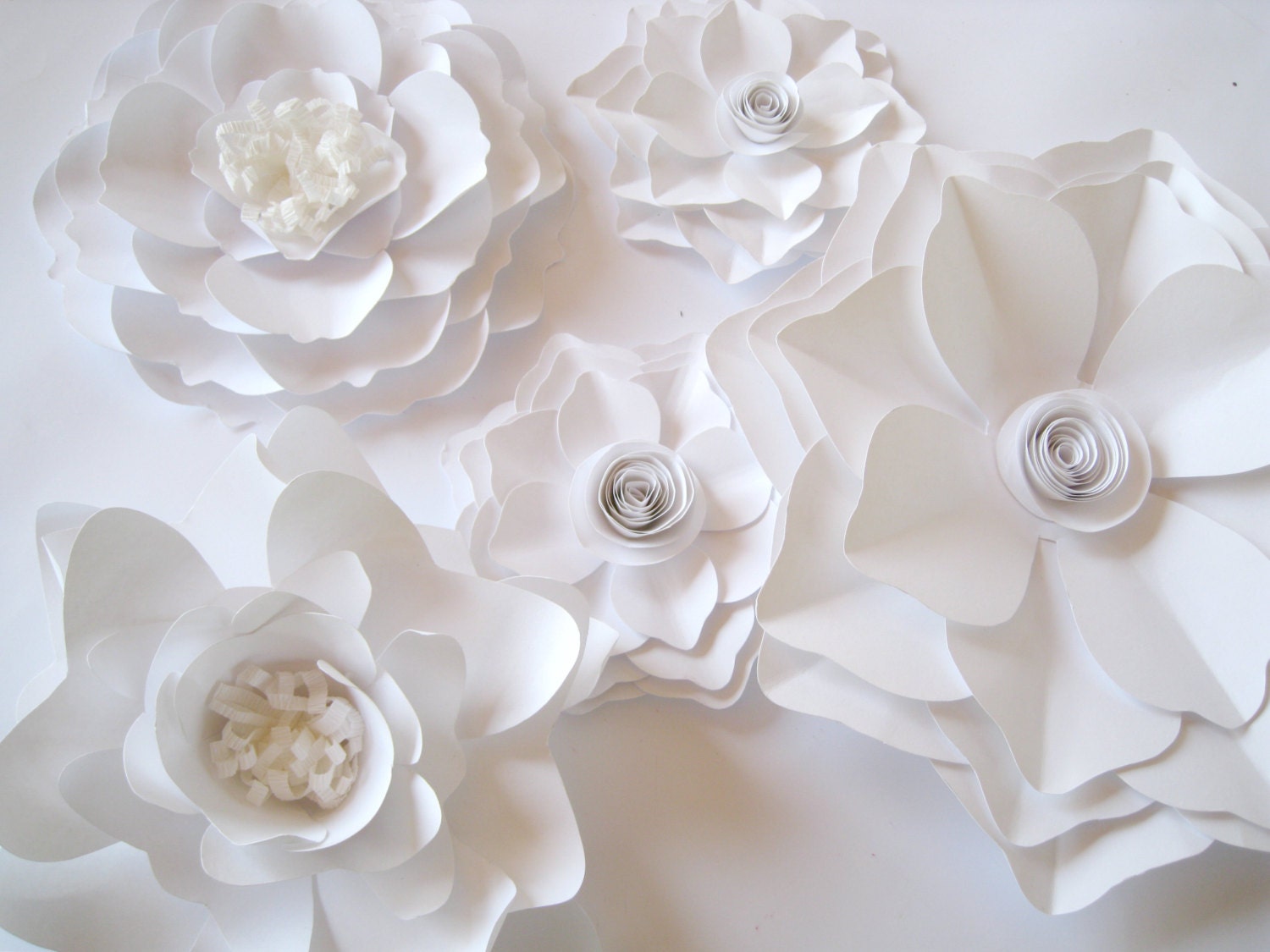 Set of 5 White Paper Flowers Big Paper Flowers Medium