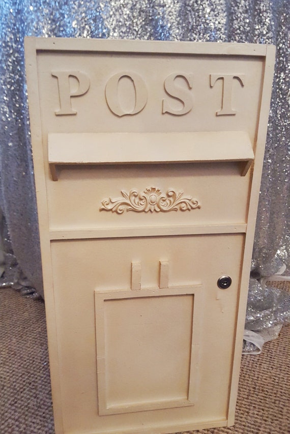 Items similar to Wedding Post Box Lockable with key on Etsy