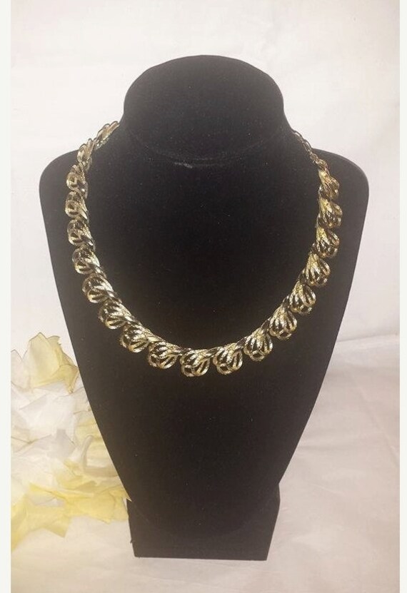 Vintage Coro Gold Tone Swirl Choker Statement By Junkyardblonde