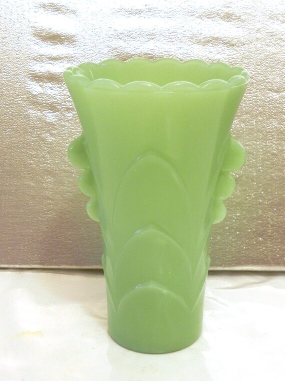 Vintage Anchor Hocking Jadeite Jadite vase / by NaturalStoneBeauty
