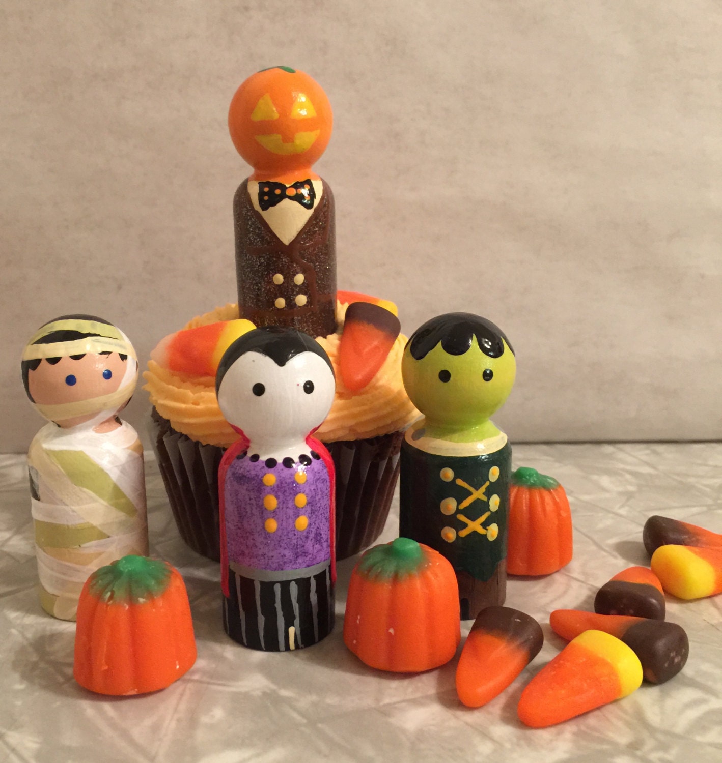 halloween wooden peg dolls