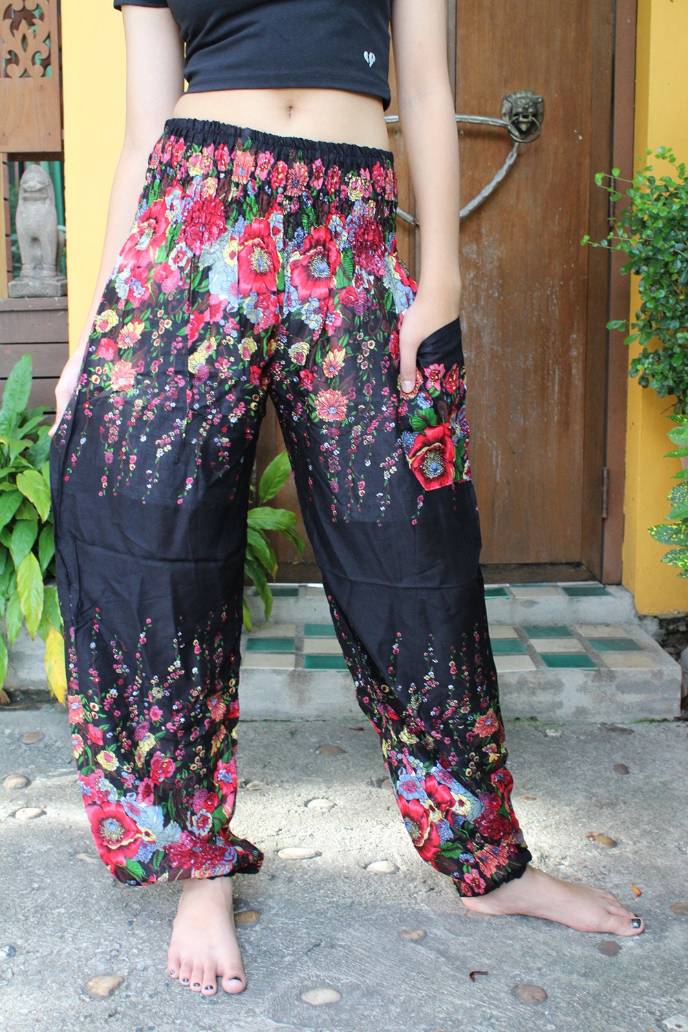Women Harem pants / Hippie Pants / Bohemian Clothing Flowers