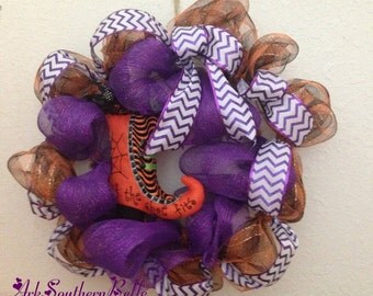 HALLOWEEN DECOMESH WREATH, Witch's Boot Wreath, Purple & Orange Deco mesh wreath, Fall Door wreath, Halloween Decor, If The Shoe Fits Wreath