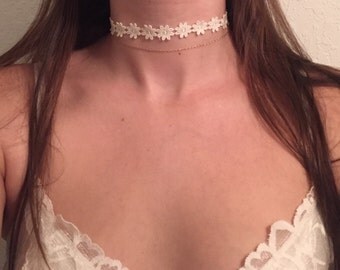 Flower Crochet Choker Necklace