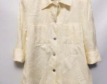 Vintage Cream Embossed/Pattern Shirt
