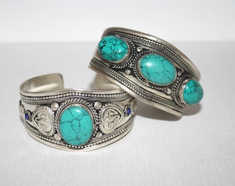 Turquoise Bracelet, Boho bracelet, Silver Bracelet, Tribal Bracelet, Gypsy bracelet, Turquoise jewelry, Navajo Bracelet, Tibetan bracelet