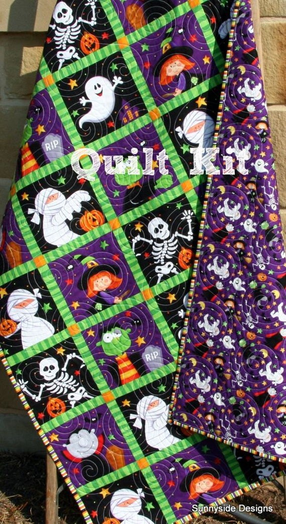 SALE Halloween Quilt Kit Whoelcloth Panel Lap by SunnysideFabrics