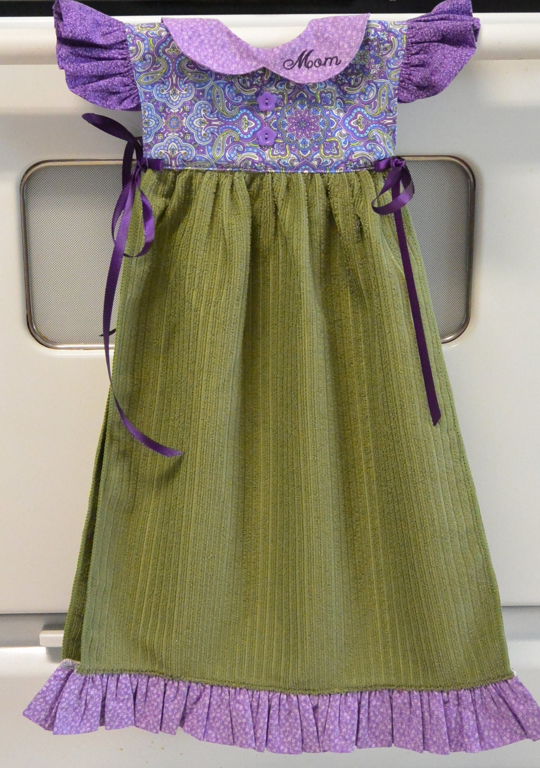 Kitchen Dress Towel Hanging Dish Towel Kitchy Vintage Retro