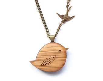 Bird necklace - wooden necklace - gift for tween - animal necklace - bird jewelry - chubby bird