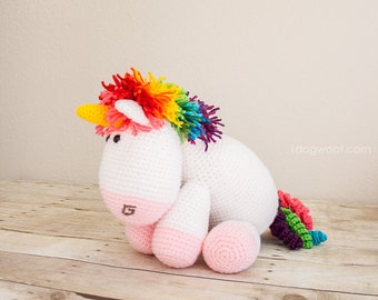 Rainbow Cuddles Unicorn Crochet Pattern