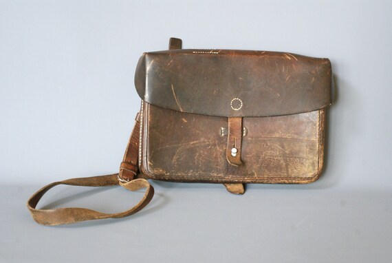 SWISS ARMY Bag 1942 WW2 Era Military Leather Shoulder Bag