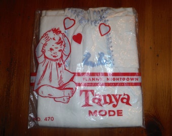 Vintage Newborn Infant Flannel Nightgown - New in Package Vintage Newborn White Flannel Nightgown - Deadstock Vintage Baby Nightgown