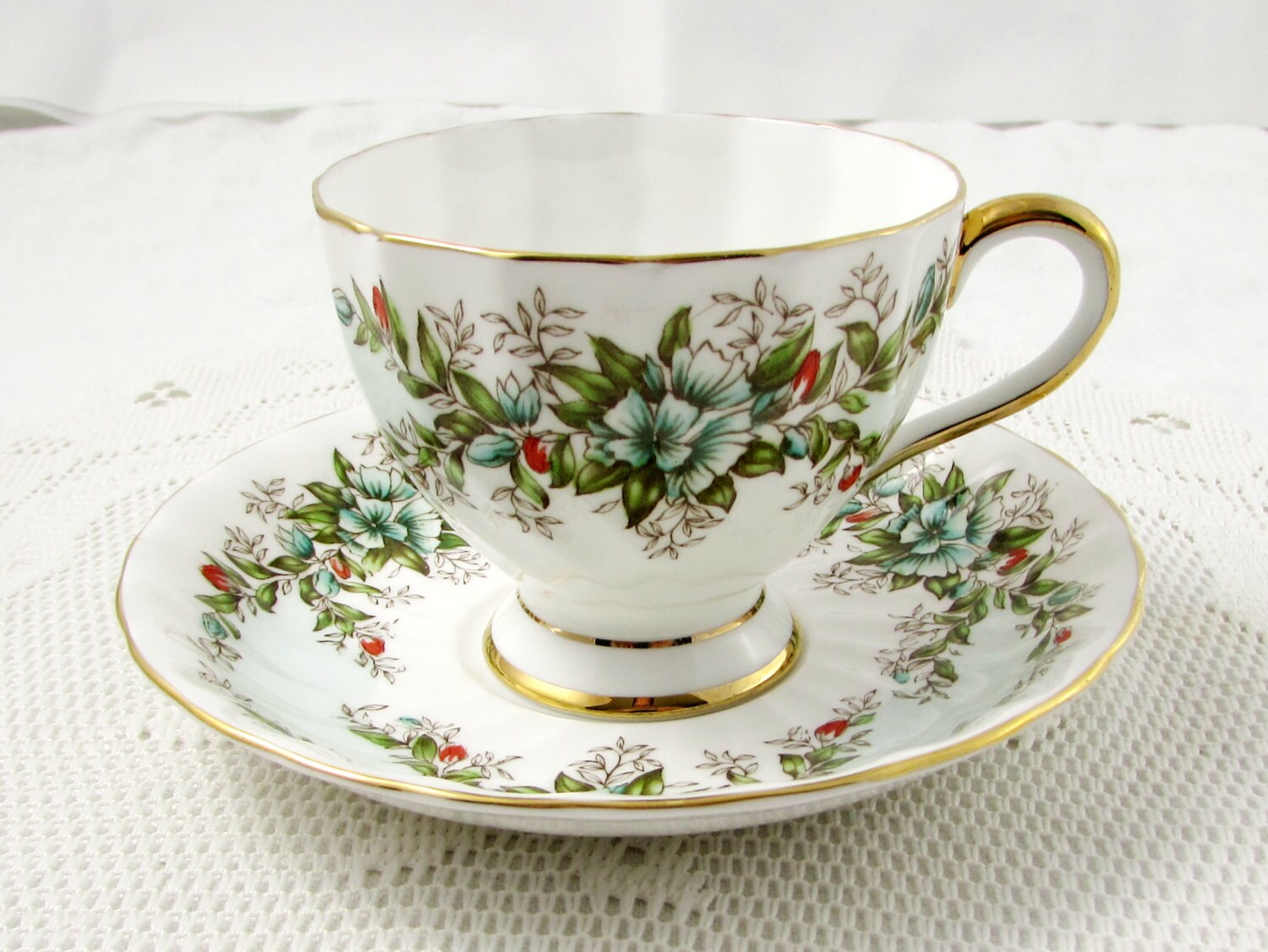 Vintage Tuscan Tea Cup and Saucer Fine English Bone China