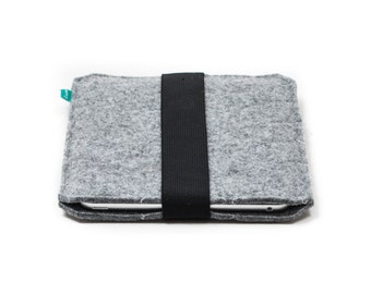 Kindle cover, Kindle felt case, Kindle paperwhite book cover, ebook cover, quilted felt case, Kindle felt sleeve, Gopher