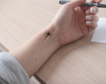 Shamrock Tattoo Cloverleaf Lucky Charm Black And White Small Shamrock Tattoo Cloverleaf Lucky Charm Black And White Small