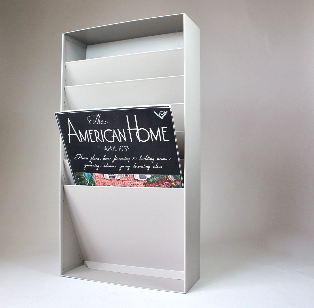 Industrial Vertical Metal File Holder, Magazine Rack, Desk Organizer ...