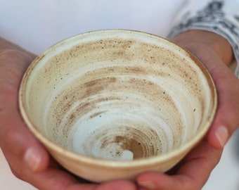 ceramic soup bowl, cereal bowl, white ceramic bowl, serving bowl, rustic bowl,pottery bowl,noodles bowl, ceramic bowl handmade pottery