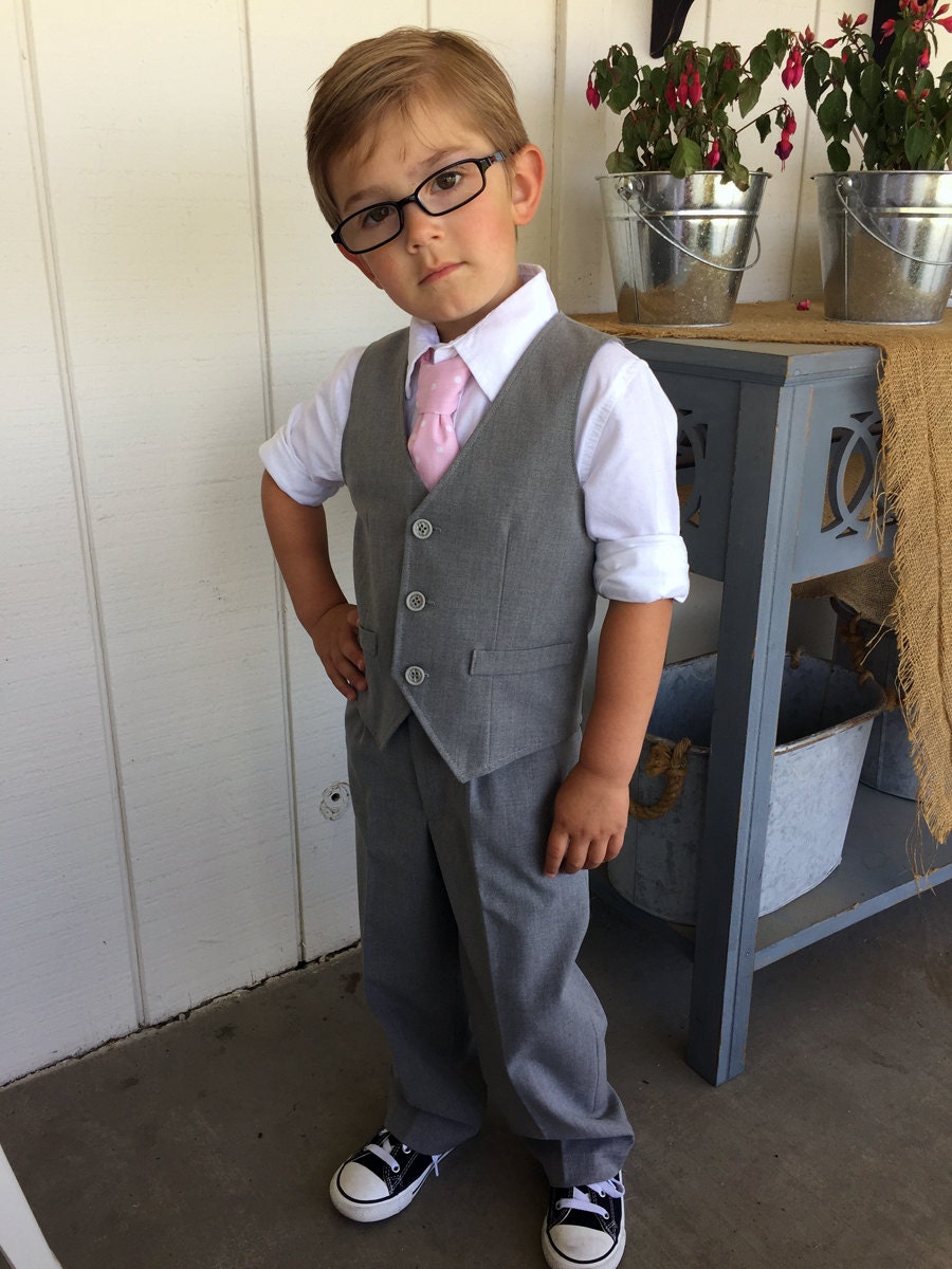 Ring bearer outfit Wedding party outfit Toddler boy vest and