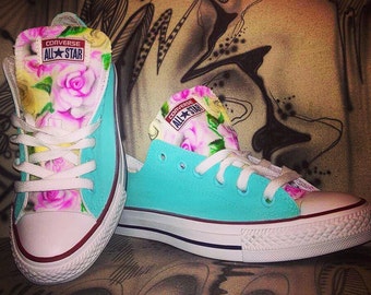 Custom painted converse chucks allstars Flowers pink