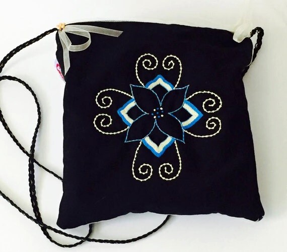 Items similar to Cross body bag on Etsy