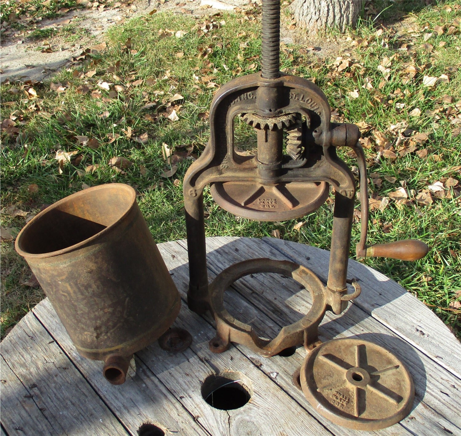 Simmons Howe 6 Qt Lard Press Sausage Stuffer Wine Fruit Cast