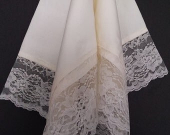 Beautiful Off White Church Lap Scarf with Off White Lace