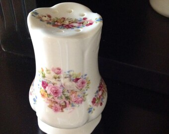 Hat Pin Holder by Florentine Collectibles England