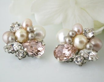 Blush wedding earring, Asymmetrical blush post earring, Swarovski crystal and pearl bridal earring