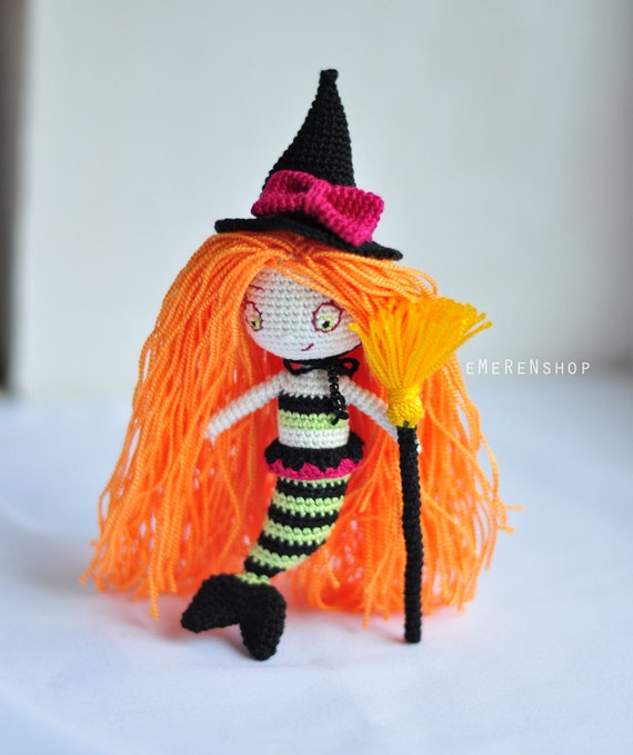 stuffed halloween witches