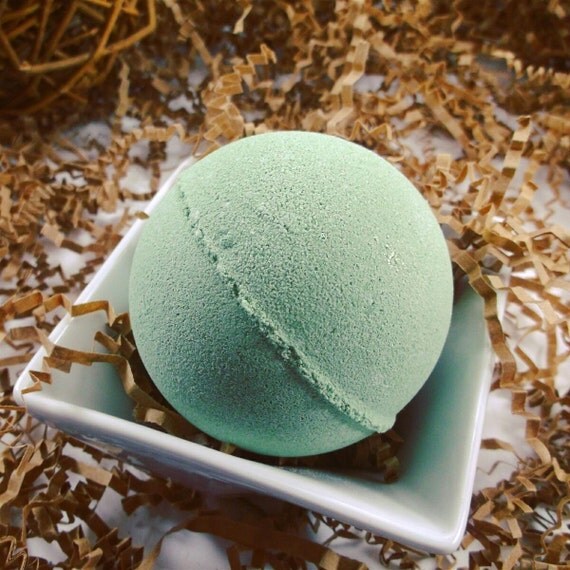 Eucalyptus Spearmint Bathbomb Eucalyptus Bath Bomb Large