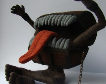 Dark Souls - mimic chest gray - monster - bloodborne - dungeons and dragons - needle felting - handmade dnd ダークソウル