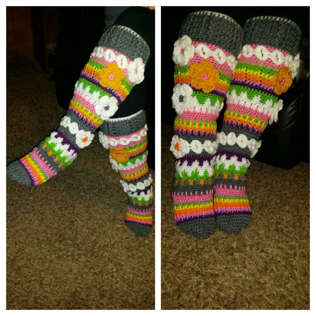 Crochet Detailed Knee High Flower Socks with Removable Ribbon