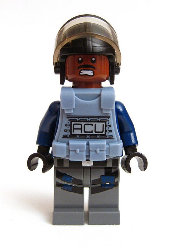 Jurassic World Acu Trooper Custom Minifigure 100 Lego 0168