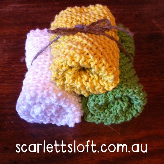Hand knitted face cloth/face washer. 100 cotton. by Scarlettsloft