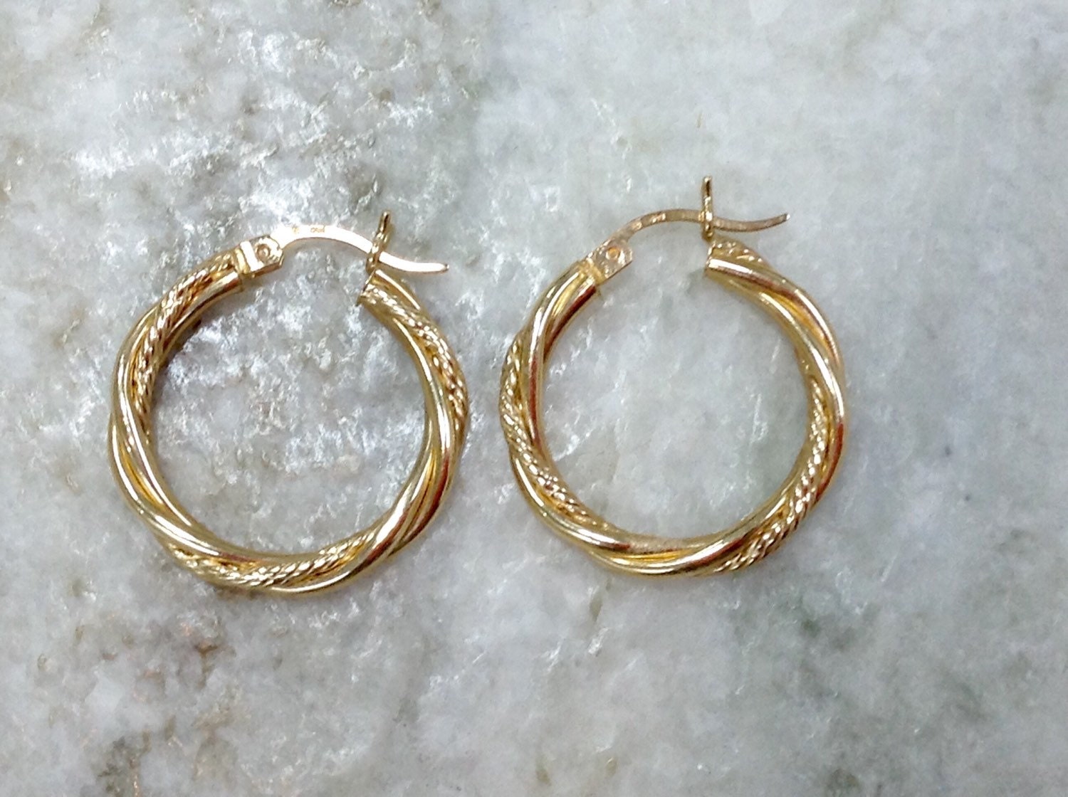 retro gold hoop earrings