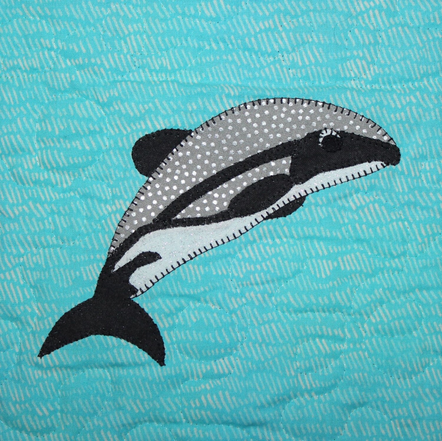 maui-dolphin-pdf-applique-quilt-block-pattern-dolphin-quilt