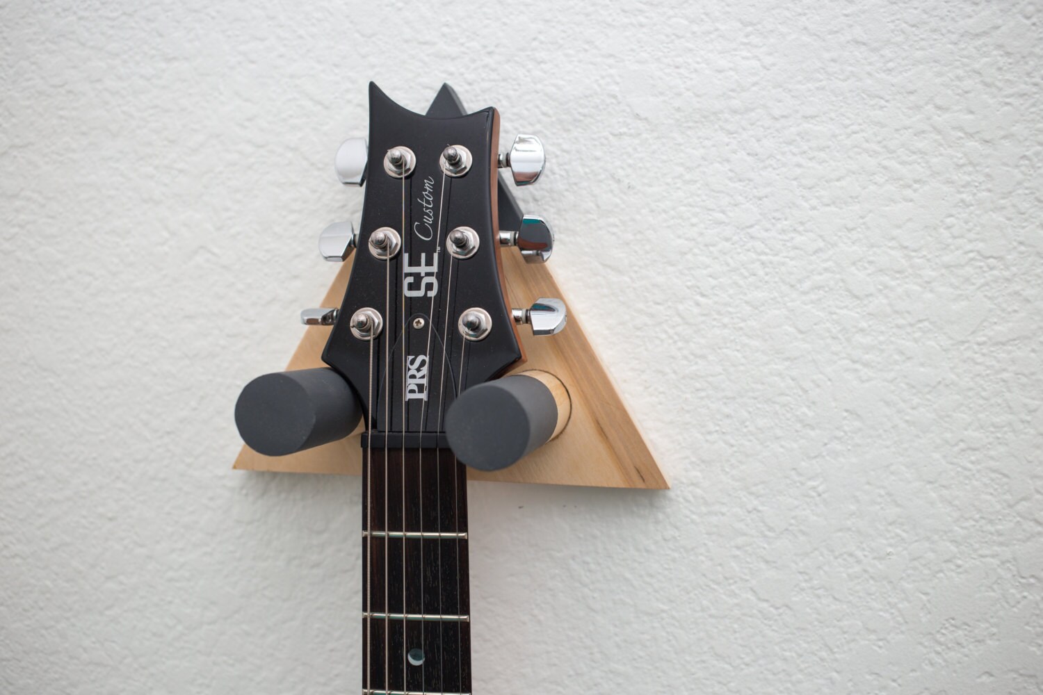 Triangle Guitar Wall Mount Galaxy Gray Large