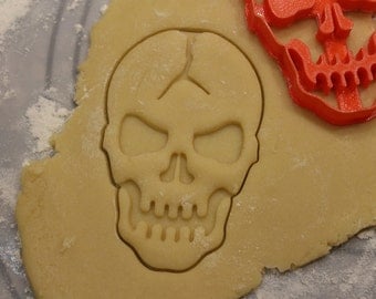Halloween Cookie Cutter, Cracked Skull, Creepy Halloween Yummy Decorations, Birthday Party Cookie Cutters, Horror Movie Cookies, Spooky
