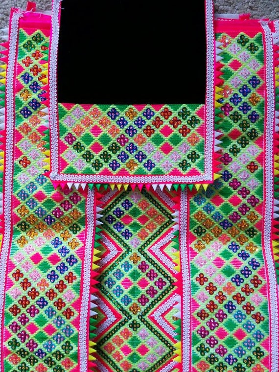 Green Sequin Center Handmade Traditional Hmong Pattern 6