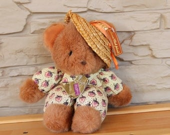 anna club plush bear