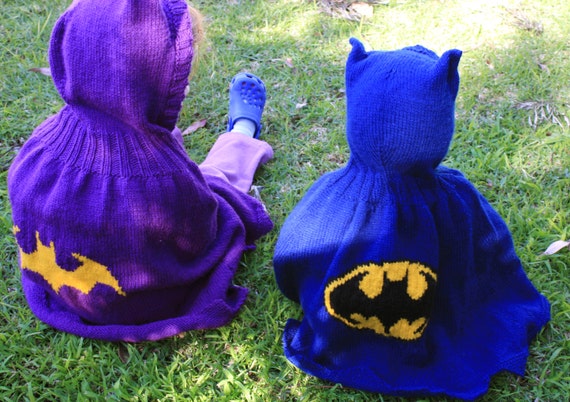 Knitting pattern for Batman / Batgirl hooded cape from tiffanysknitting on Et...