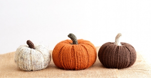 SALE Three Little Pumpkins: Hand Knit Autumn Fall Decor, Knit Pumpkins